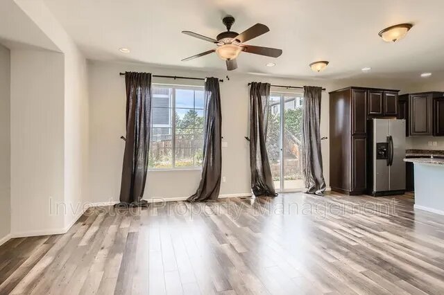 64ea7b680a7632c091d2cabd4b9f6d2a Full